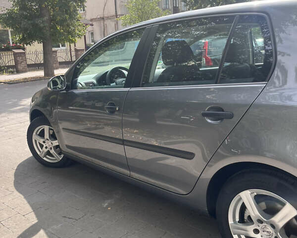 Фольксваген Гольф 2005 у Івано-Франківську на Automoto.ua Сірий Фольксваген Гольф, об'ємом двигуна 1.4 л та пробігом 222 тис. км за 6000 $, фото 6 на Automoto.ua