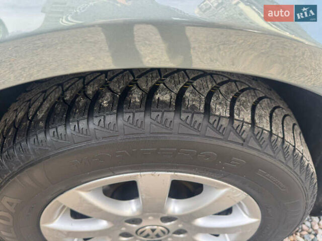 Серый Фольксваген Гольф, объемом двигателя 1.6 л и пробегом 180 тыс. км за 5900 $, фото 61 на Automoto.ua