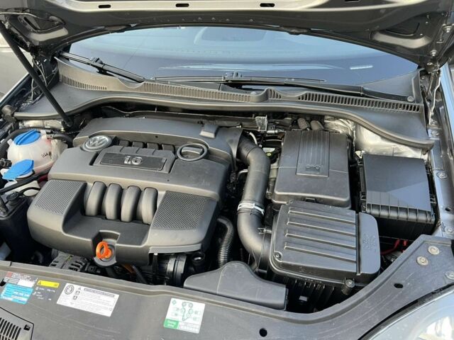 Сірий Фольксваген Гольф, об'ємом двигуна 0 л та пробігом 228 тис. км за 5500 $, фото 8 на Automoto.ua