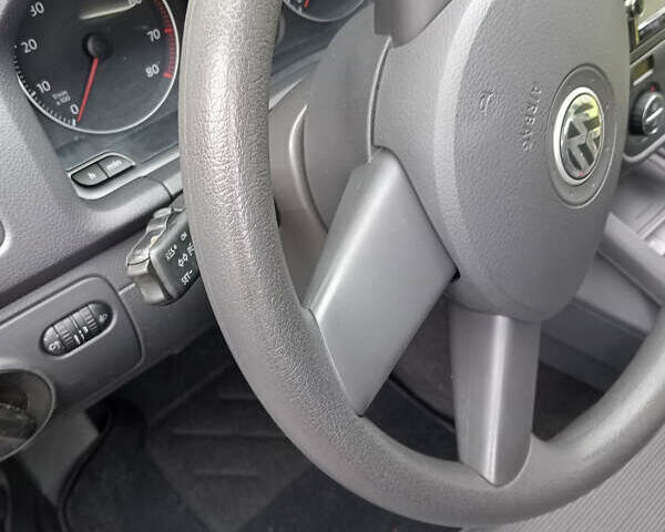 Сірий Фольксваген Гольф, об'ємом двигуна 1.4 л та пробігом 207 тис. км за 5299 $, фото 8 на Automoto.ua