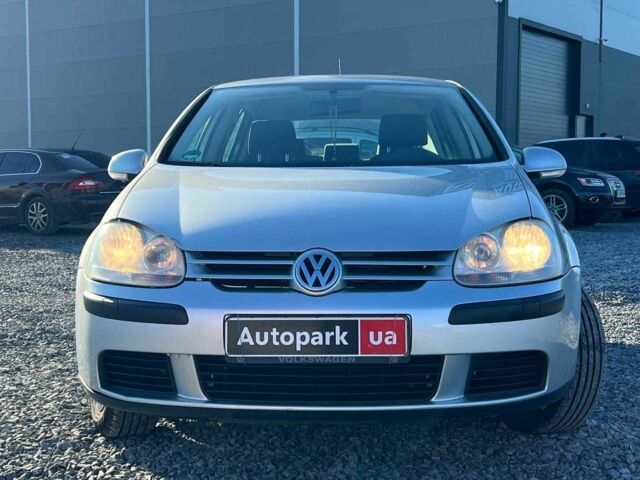 Серый Фольксваген Гольф, объемом двигателя 1.6 л и пробегом 222 тыс. км за 4990 $, фото 1 на Automoto.ua