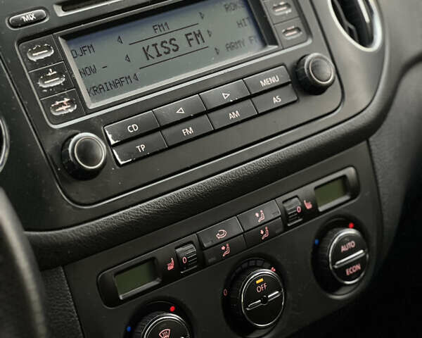 Фольксваген Гольф 2005 у Вінниці на Automoto.ua Сірий Фольксваген Гольф, об'ємом двигуна 1.97 л та пробігом 325 тис. км за 6900 $, фото 27 на Automoto.ua