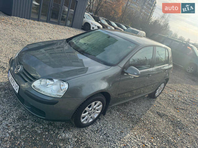 Серый Фольксваген Гольф, объемом двигателя 1.6 л и пробегом 180 тыс. км за 5900 $, фото 23 на Automoto.ua