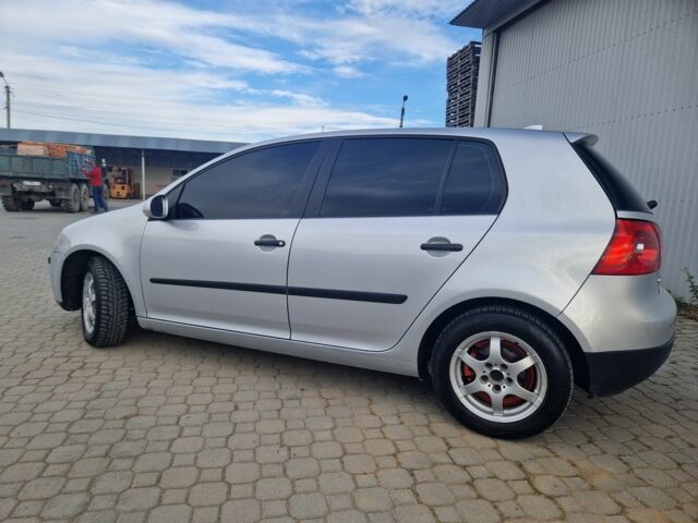 Серый Фольксваген Гольф, объемом двигателя 1.6 л и пробегом 290 тыс. км за 4899 $, фото 4 на Automoto.ua