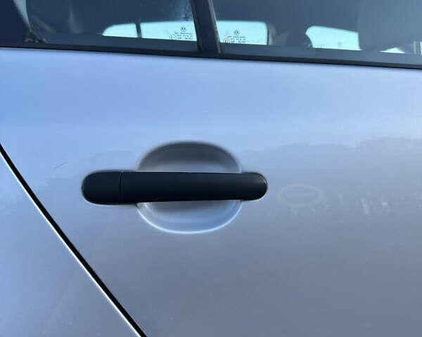 Серый Фольксваген Гольф, объемом двигателя 1.4 л и пробегом 202 тыс. км за 5600 $, фото 37 на Automoto.ua