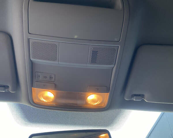 Фольксваген Гольф 2005 у Ямпіль на Automoto.ua Сірий Фольксваген Гольф, об'ємом двигуна 1.6 л та пробігом 266 тис. км за 5750 $, фото 27 на Automoto.ua