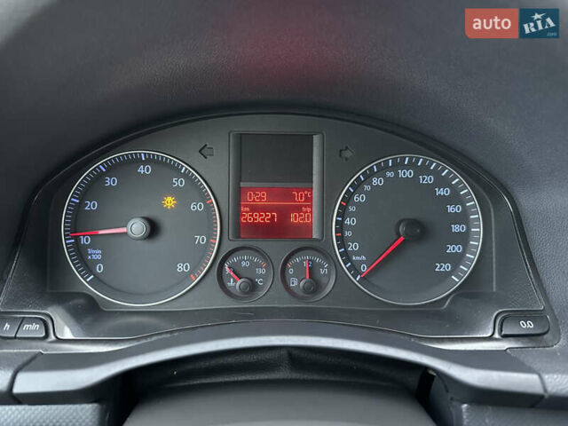 Серый Фольксваген Гольф, объемом двигателя 1.4 л и пробегом 270 тыс. км за 4400 $, фото 10 на Automoto.ua