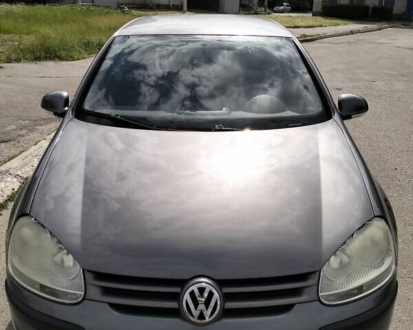 Серый Фольксваген Гольф, объемом двигателя 1.39 л и пробегом 290 тыс. км за 4799 $, фото 6 на Automoto.ua