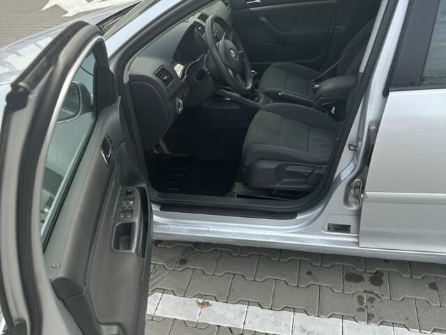 Серый Фольксваген Гольф, объемом двигателя 1.9 л и пробегом 380 тыс. км за 2550 $, фото 8 на Automoto.ua