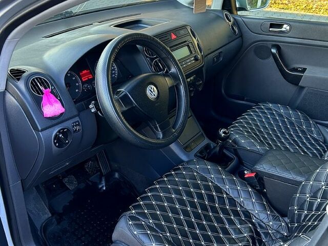 Сірий Фольксваген Гольф, об'ємом двигуна 1.4 л та пробігом 239 тис. км за 5800 $, фото 3 на Automoto.ua