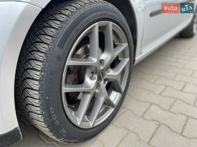 Серый Фольксваген Гольф, объемом двигателя 1.6 л и пробегом 220 тыс. км за 5850 $, фото 17 на Automoto.ua