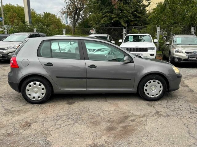 Серый Фольксваген Гольф, объемом двигателя 1.4 л и пробегом 271 тыс. км за 5090 $, фото 4 на Automoto.ua