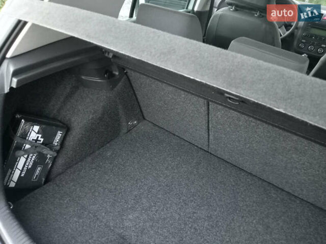 Сірий Фольксваген Гольф, об'ємом двигуна 1.4 л та пробігом 207 тис. км за 5299 $, фото 13 на Automoto.ua