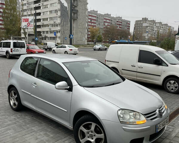 Сірий Фольксваген Гольф, об'ємом двигуна 1.39 л та пробігом 312 тис. км за 5000 $, фото 1 на Automoto.ua