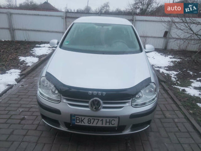 Сірий Фольксваген Гольф, об'ємом двигуна 1.4 л та пробігом 252 тис. км за 5800 $, фото 1 на Automoto.ua