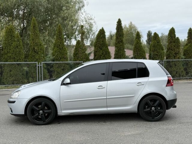 Серый Фольксваген Гольф, объемом двигателя 2 л и пробегом 251 тыс. км за 5400 $, фото 2 на Automoto.ua