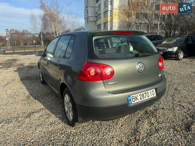 Серый Фольксваген Гольф, объемом двигателя 1.6 л и пробегом 180 тыс. км за 5900 $, фото 15 на Automoto.ua
