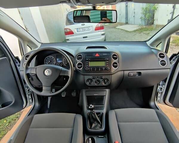 Сірий Фольксваген Гольф, об'ємом двигуна 1.6 л та пробігом 185 тис. км за 5800 $, фото 23 на Automoto.ua