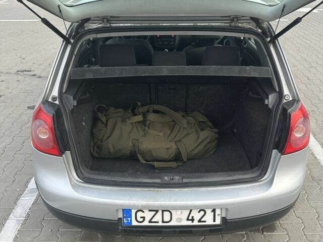 Серый Фольксваген Гольф, объемом двигателя 1.9 л и пробегом 380 тыс. км за 2550 $, фото 9 на Automoto.ua