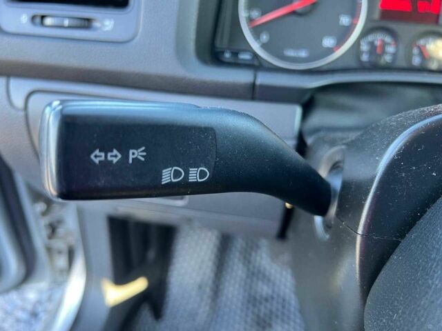 Серый Фольксваген Гольф, объемом двигателя 1.6 л и пробегом 222 тыс. км за 4990 $, фото 23 на Automoto.ua