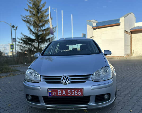 Серый Фольксваген Гольф, объемом двигателя 1.4 л и пробегом 202 тыс. км за 5600 $, фото 3 на Automoto.ua