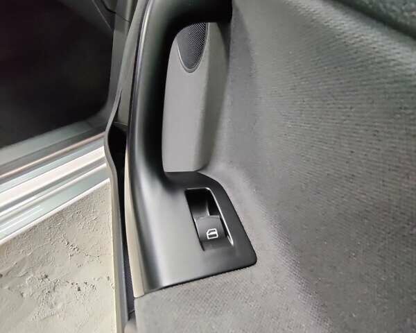 Сірий Фольксваген Гольф, об'ємом двигуна 1.6 л та пробігом 185 тис. км за 5800 $, фото 59 на Automoto.ua