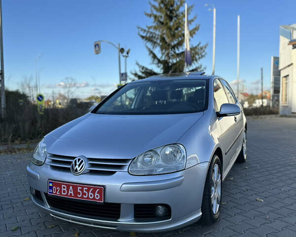 Серый Фольксваген Гольф, объемом двигателя 1.4 л и пробегом 202 тыс. км за 5600 $, фото 4 на Automoto.ua