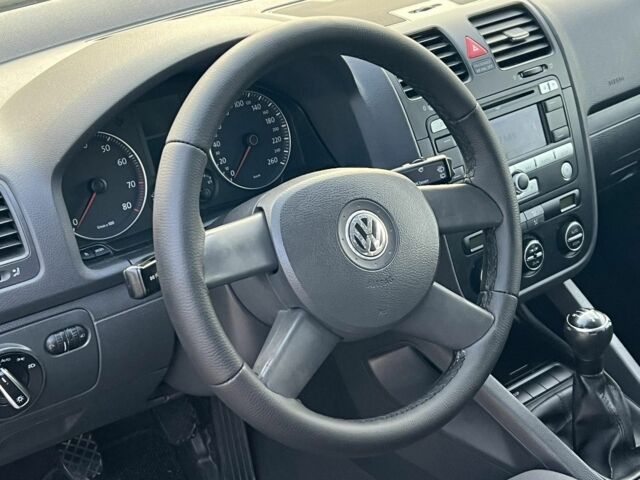 Сірий Фольксваген Гольф, об'ємом двигуна 0 л та пробігом 228 тис. км за 5500 $, фото 15 на Automoto.ua