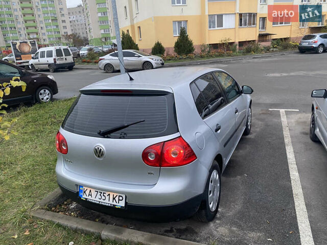 Сірий Фольксваген Гольф, об'ємом двигуна 1.6 л та пробігом 203 тис. км за 5200 $, фото 4 на Automoto.ua