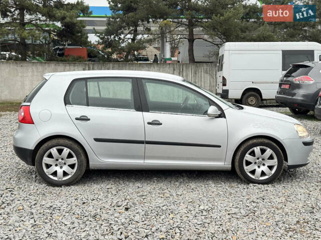 Серый Фольксваген Гольф, объемом двигателя 1.6 л и пробегом 270 тыс. км за 6200 $, фото 16 на Automoto.ua