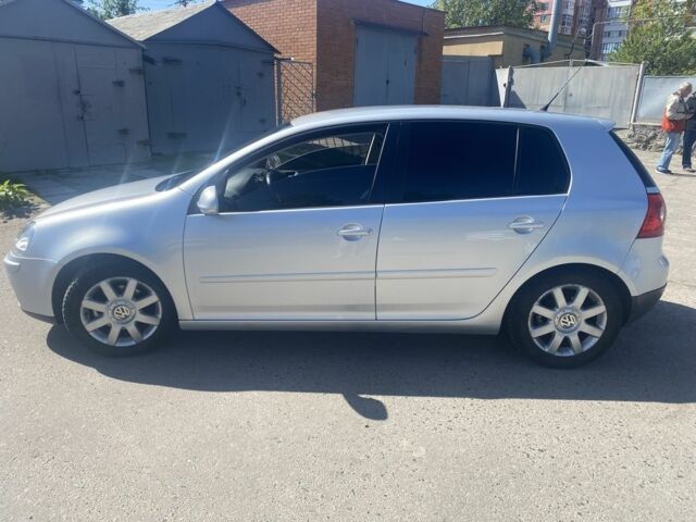 Серый Фольксваген Гольф, объемом двигателя 1.6 л и пробегом 242 тыс. км за 5500 $, фото 6 на Automoto.ua