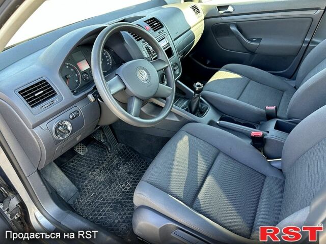 Сірий Фольксваген Гольф, об'ємом двигуна 1.4 л та пробігом 168 тис. км за 5350 $, фото 6 на Automoto.ua