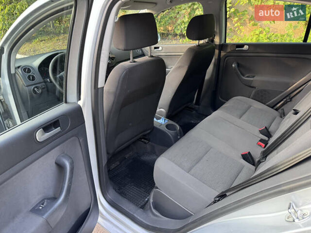 Сірий Фольксваген Гольф, об'ємом двигуна 1.4 л та пробігом 267 тис. км за 5100 $, фото 11 на Automoto.ua