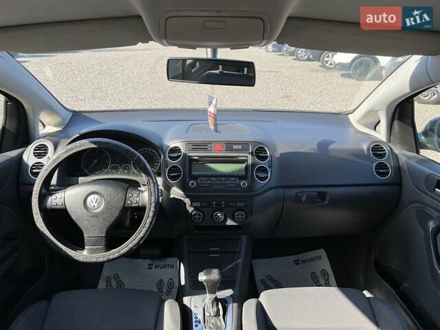 Серый Фольксваген Гольф, объемом двигателя 1.97 л и пробегом 217 тыс. км за 6800 $, фото 10 на Automoto.ua