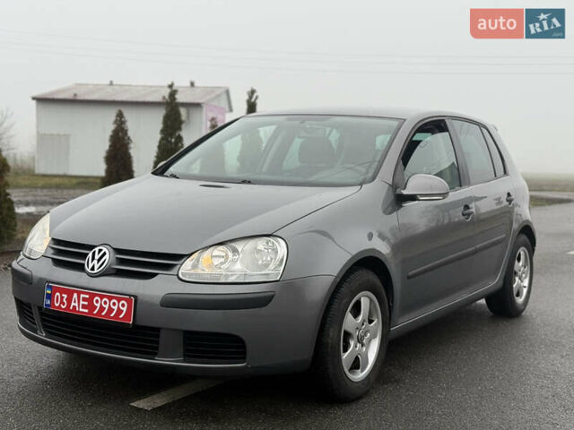 Серый Фольксваген Гольф, объемом двигателя 1.6 л и пробегом 218 тыс. км за 5950 $, фото 5 на Automoto.ua