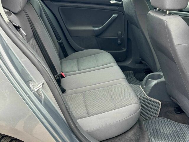 Серый Фольксваген Гольф, объемом двигателя 1.4 л и пробегом 271 тыс. км за 5090 $, фото 20 на Automoto.ua