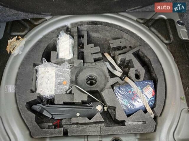 Серый Фольксваген Гольф, объемом двигателя 1.98 л и пробегом 157 тыс. км за 6700 $, фото 27 на Automoto.ua