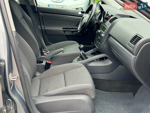 Серый Фольксваген Гольф, объемом двигателя 1.4 л и пробегом 271 тыс. км за 5190 $, фото 21 на Automoto.ua