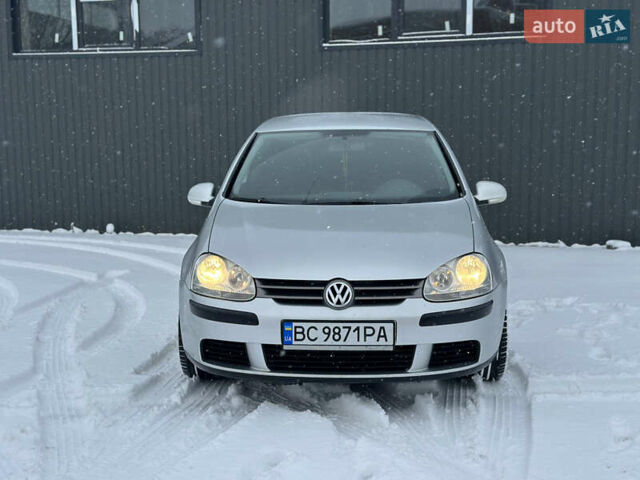 Серый Фольксваген Гольф, объемом двигателя 1.9 л и пробегом 272 тыс. км за 5650 $, фото 2 на Automoto.ua