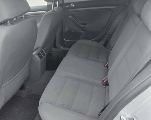 Сірий Фольксваген Гольф, об'ємом двигуна 1.6 л та пробігом 257 тис. км за 6200 $, фото 19 на Automoto.ua