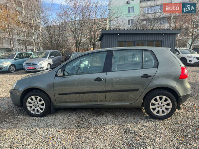 Серый Фольксваген Гольф, объемом двигателя 1.6 л и пробегом 180 тыс. км за 5900 $, фото 18 на Automoto.ua