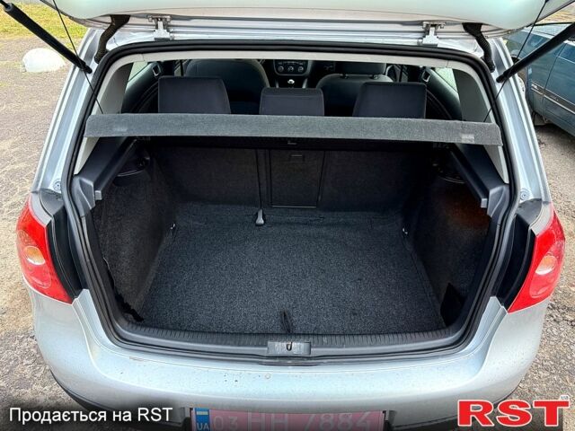 Серый Фольксваген Гольф, объемом двигателя 1.6 л и пробегом 175 тыс. км за 6500 $, фото 7 на Automoto.ua