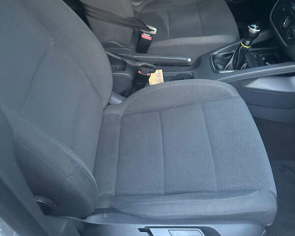 Сірий Фольксваген Гольф, об'ємом двигуна 1.9 л та пробігом 250 тис. км за 5500 $, фото 9 на Automoto.ua