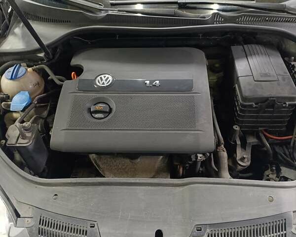 Сірий Фольксваген Гольф, об'ємом двигуна 1.4 л та пробігом 223 тис. км за 5400 $, фото 4 на Automoto.ua