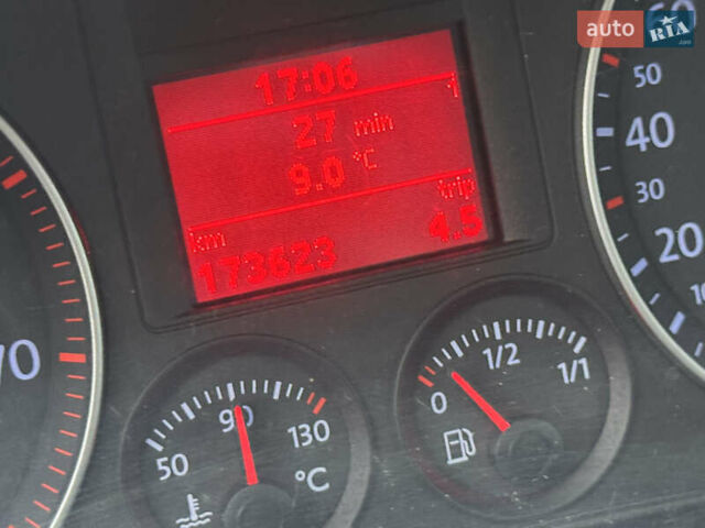 Серый Фольксваген Гольф, объемом двигателя 1.4 л и пробегом 173 тыс. км за 5399 $, фото 33 на Automoto.ua