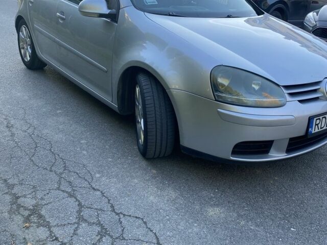 Серый Фольксваген Гольф, объемом двигателя 2 л и пробегом 244 тыс. км за 2919 $, фото 3 на Automoto.ua