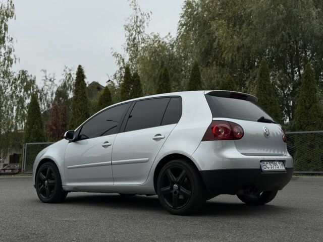 Серый Фольксваген Гольф, объемом двигателя 2 л и пробегом 251 тыс. км за 5400 $, фото 4 на Automoto.ua