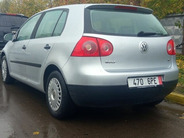 Серый Фольксваген Гольф, объемом двигателя 1.6 л и пробегом 240 тыс. км за 5600 $, фото 1 на Automoto.ua