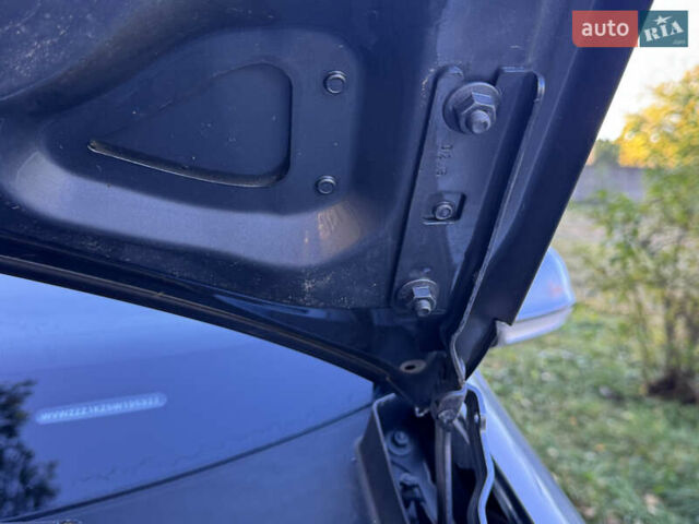 Серый Фольксваген Гольф, объемом двигателя 1.6 л и пробегом 225 тыс. км за 5500 $, фото 22 на Automoto.ua