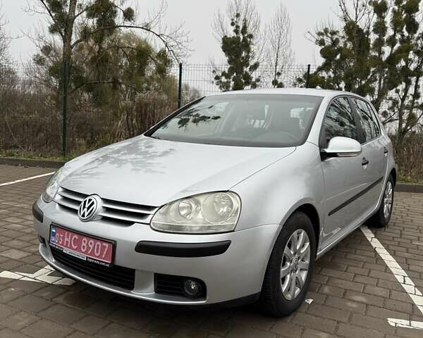 Серый Фольксваген Гольф, объемом двигателя 1.6 л и пробегом 181 тыс. км за 5500 $, фото 3 на Automoto.ua